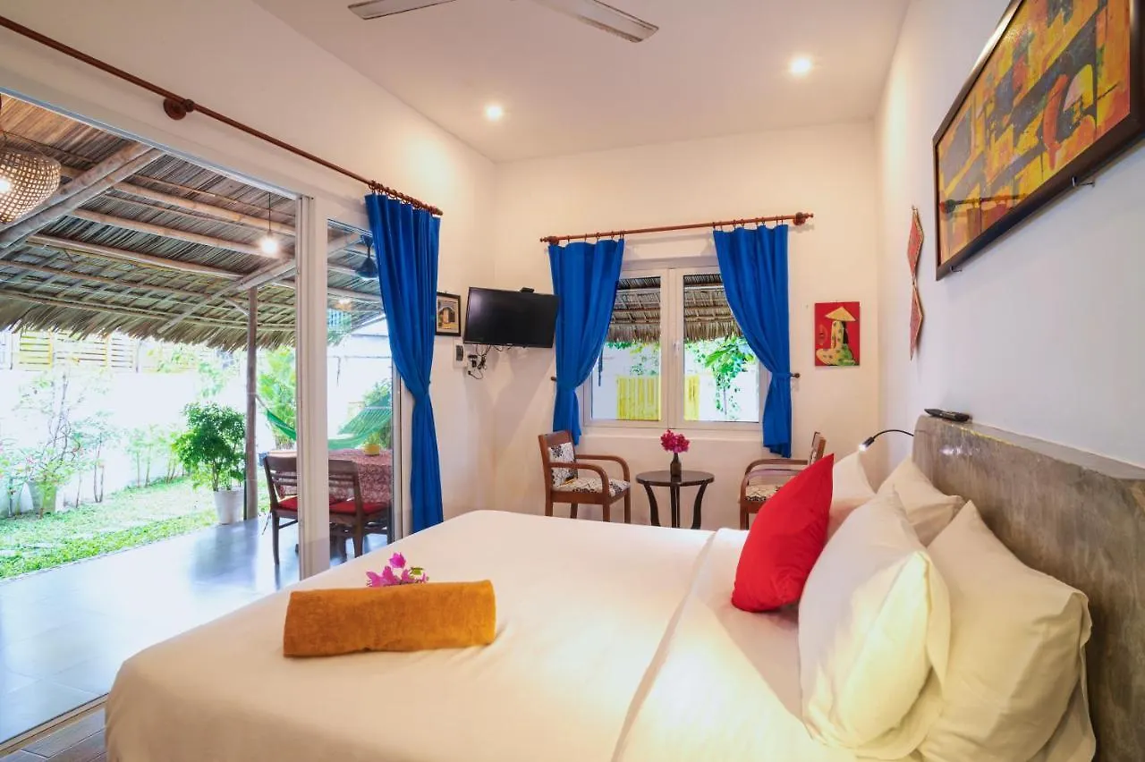 Be'S Beach House An Bang Hoi An 0*,
